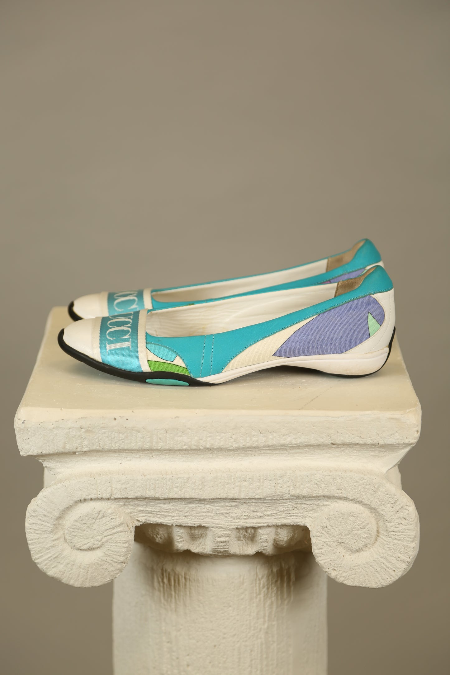 Rare EMILIO PUCCI Ballet Flats