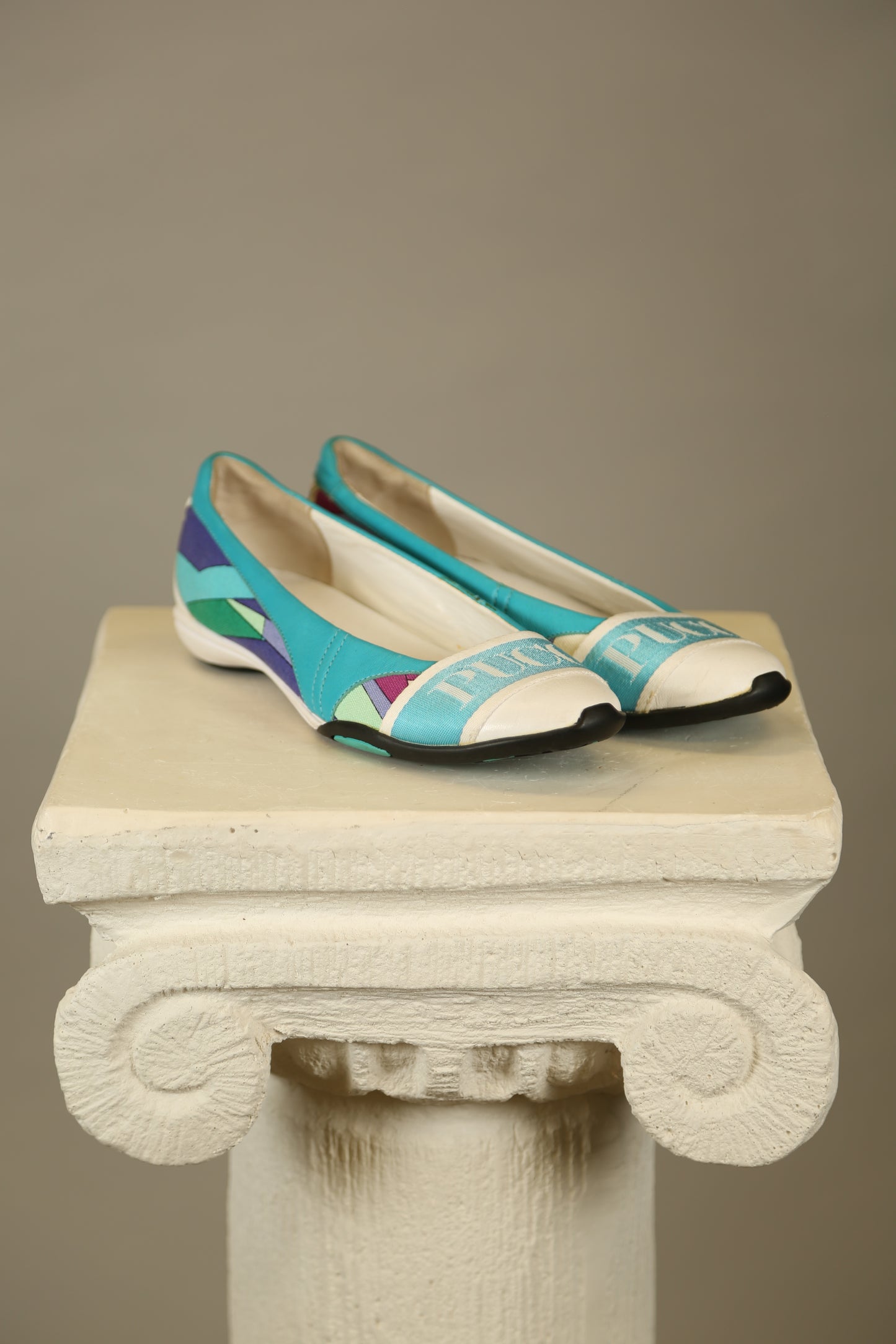 Rare EMILIO PUCCI Ballet Flats