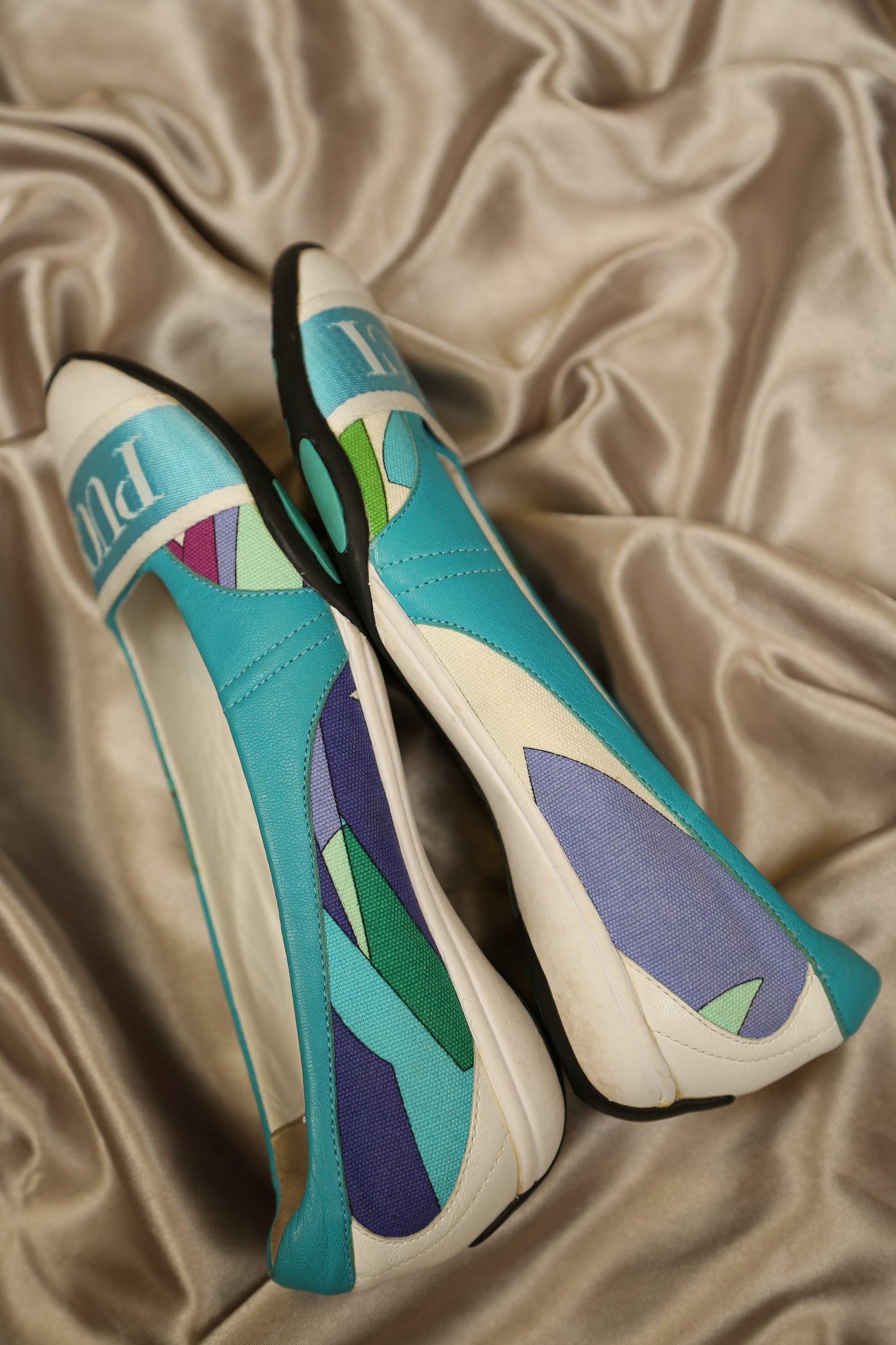 Rare EMILIO PUCCI Ballet Flats
