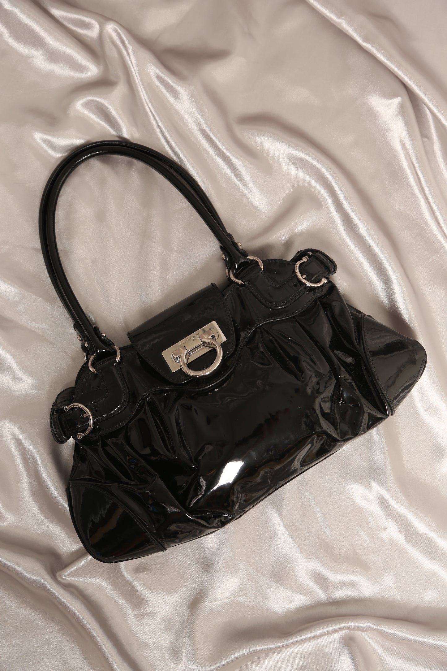 SALVATORE FERRAGAMO Shoulder Bag