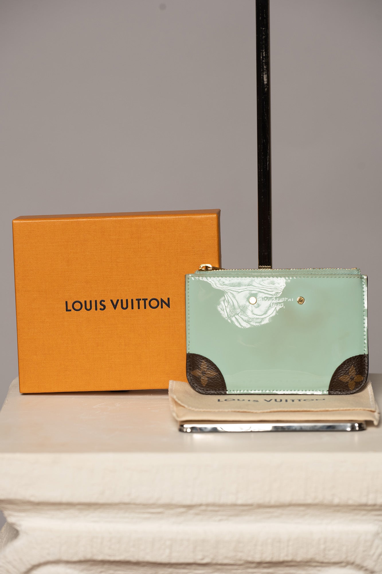 LOUIS VUITTON Card Holder/Coin Pouch