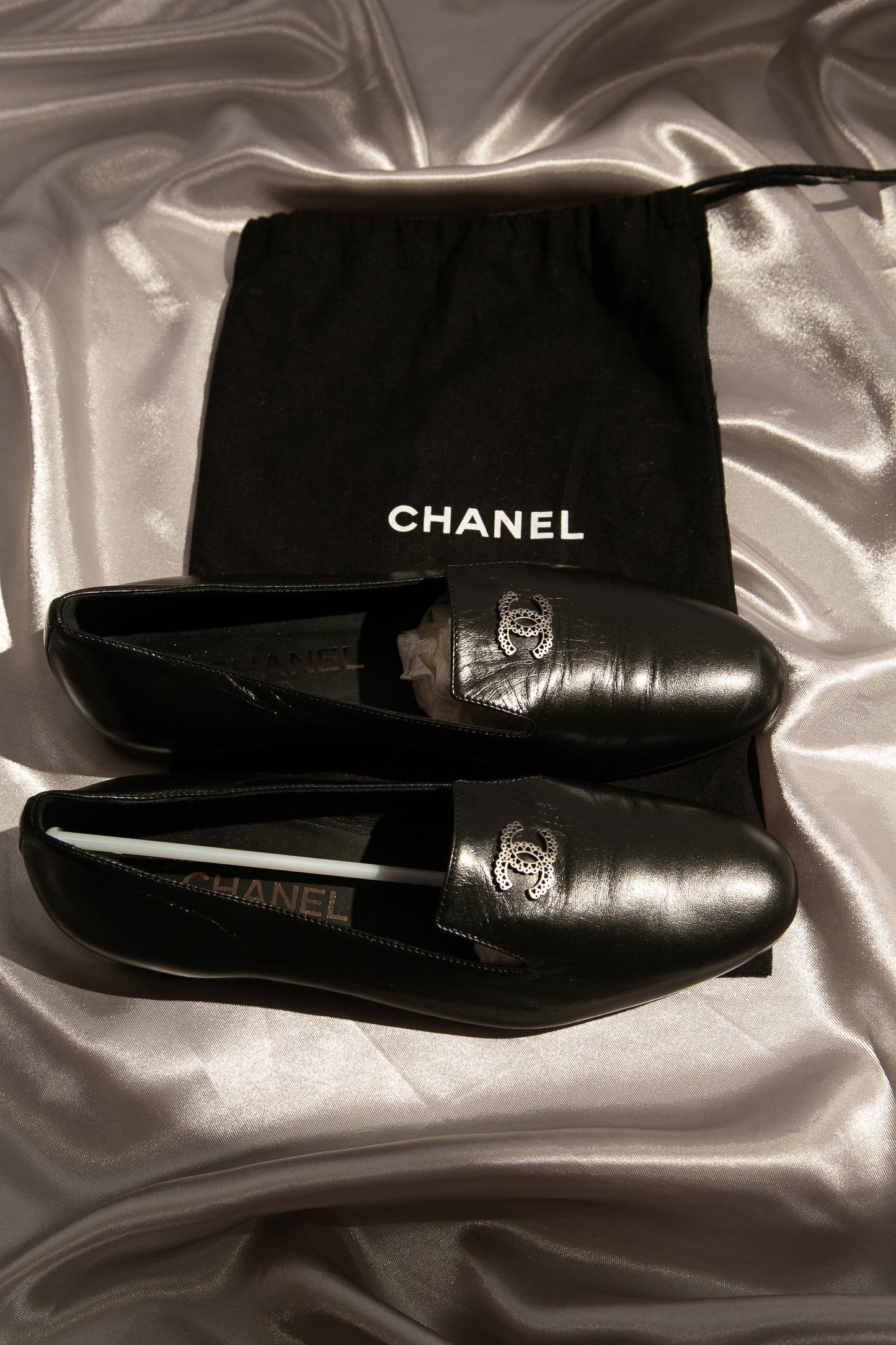 CHANEL Loafer