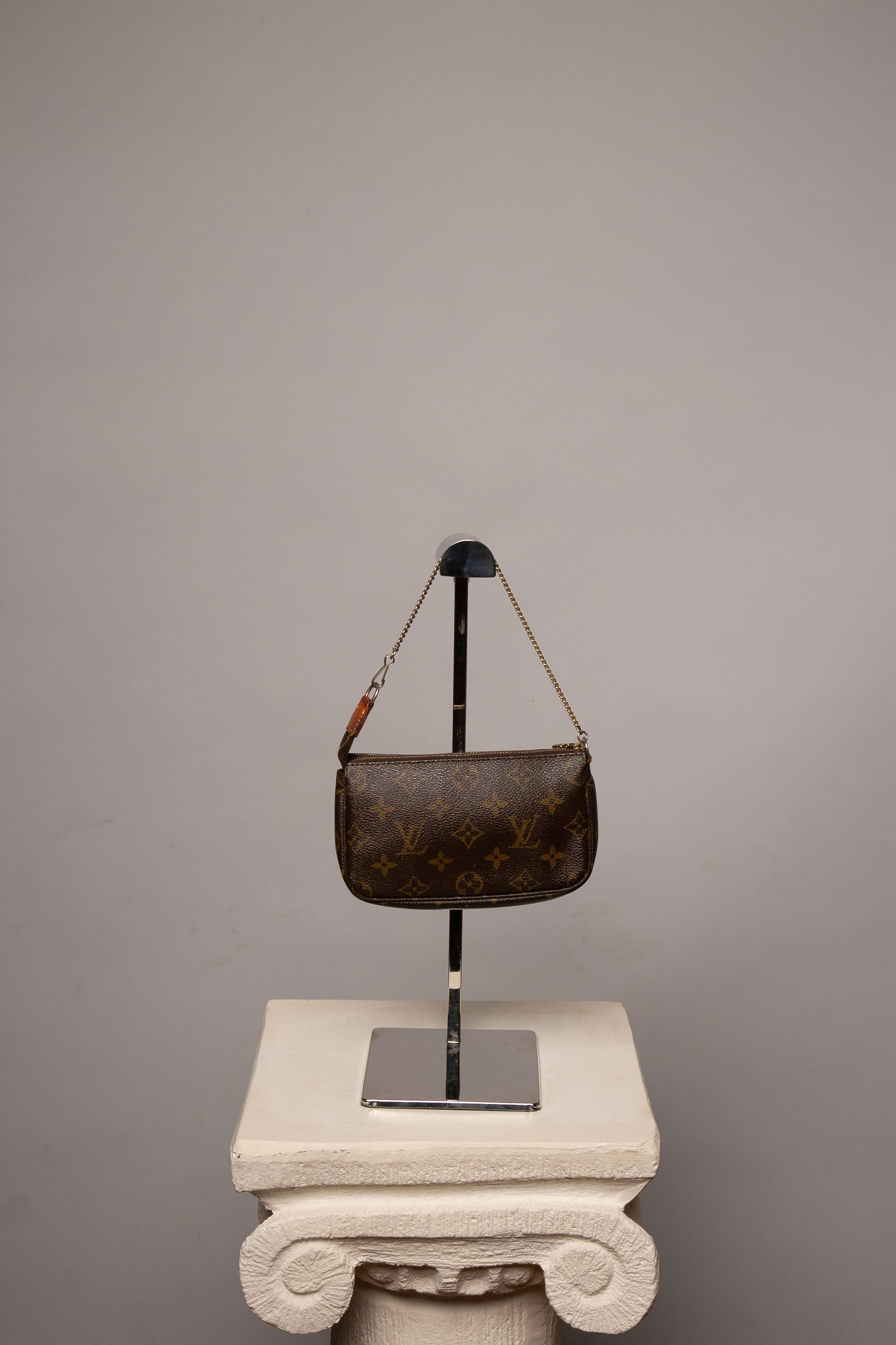 😍WOW! Authentic Louis Vuitton TRUNK MONOGRAM Mini Pochette Limited Edition  Bag