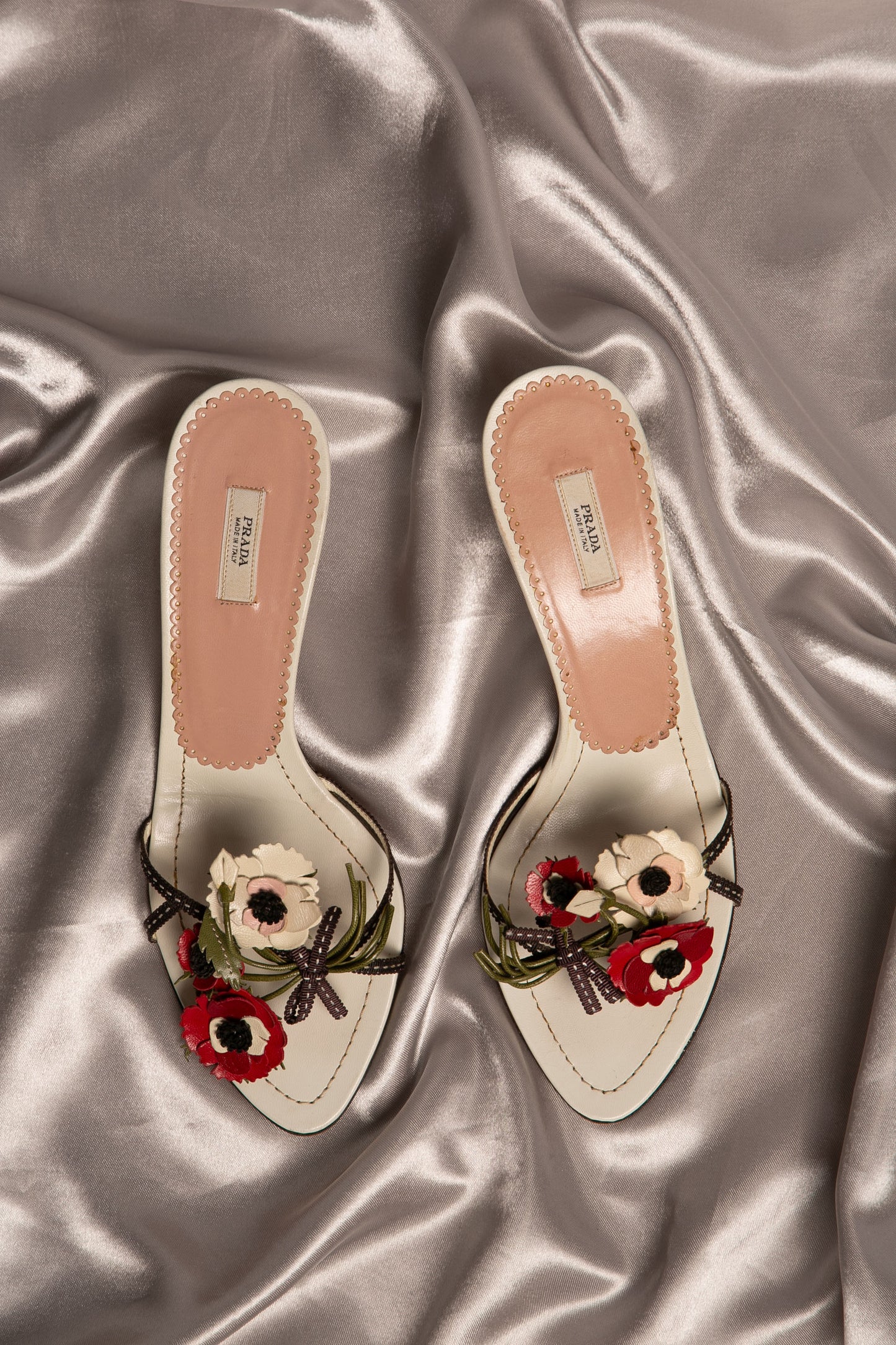 Very Rare PRADA White Florals Sandals