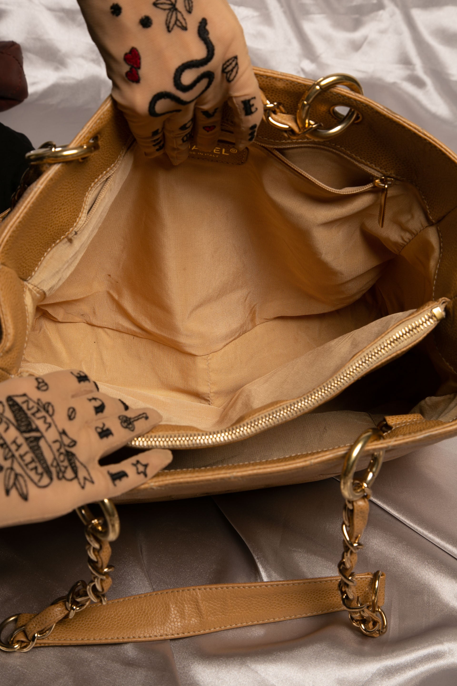 chanel leather tote handbag