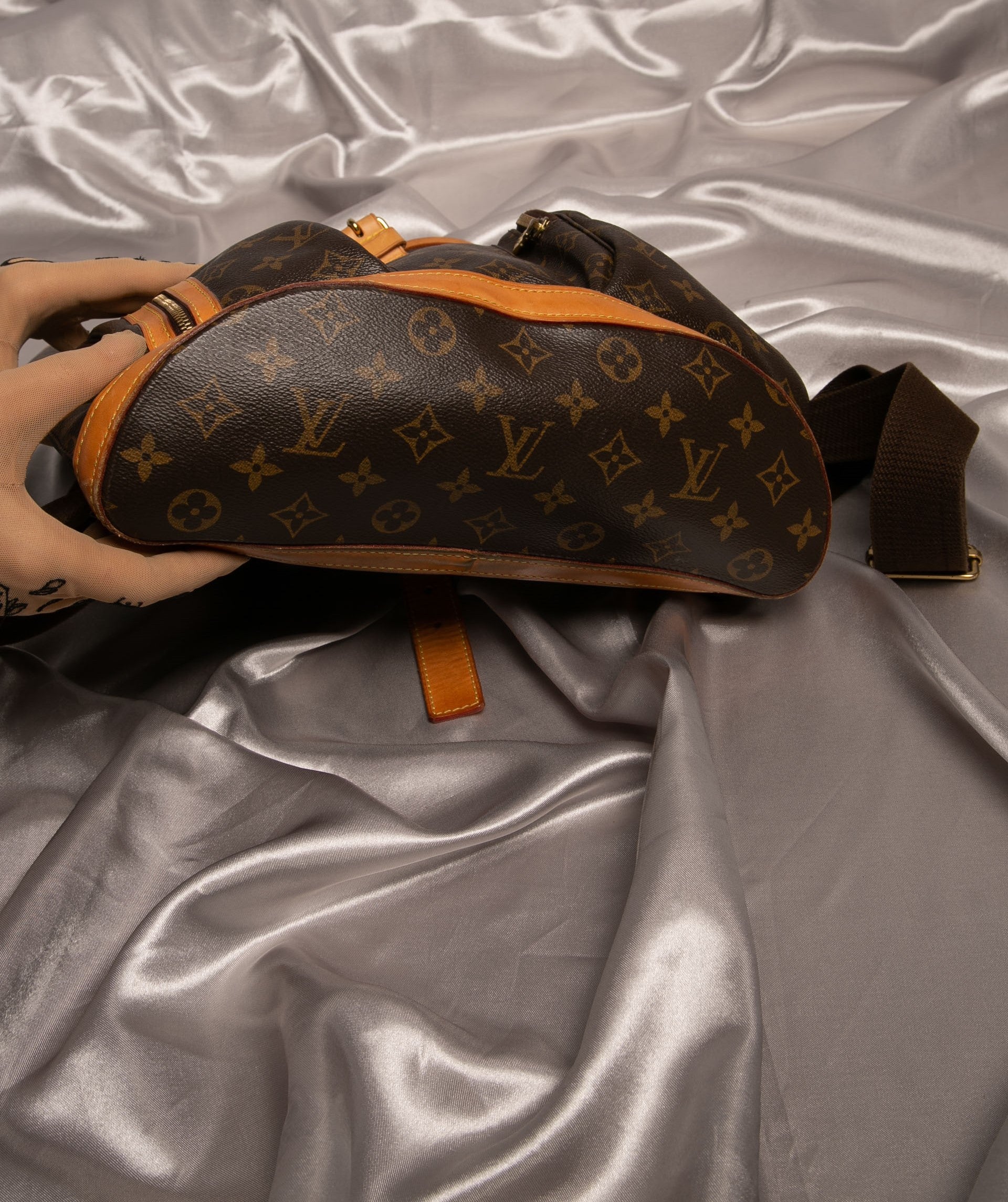 louis vuitton bosphore backpack discontinued LOUIS VUITTON Bosphore Backpack – Vintylux