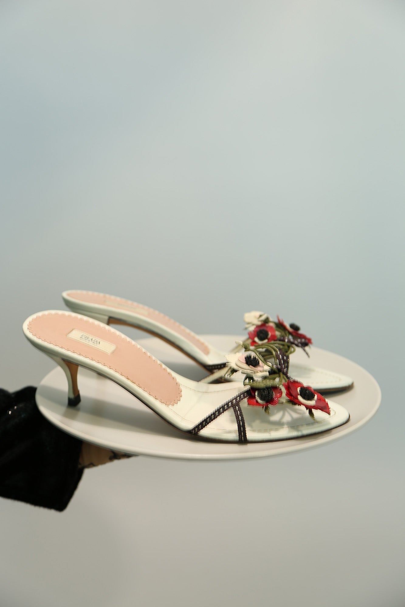 Very Rare PRADA White Florals Sandals