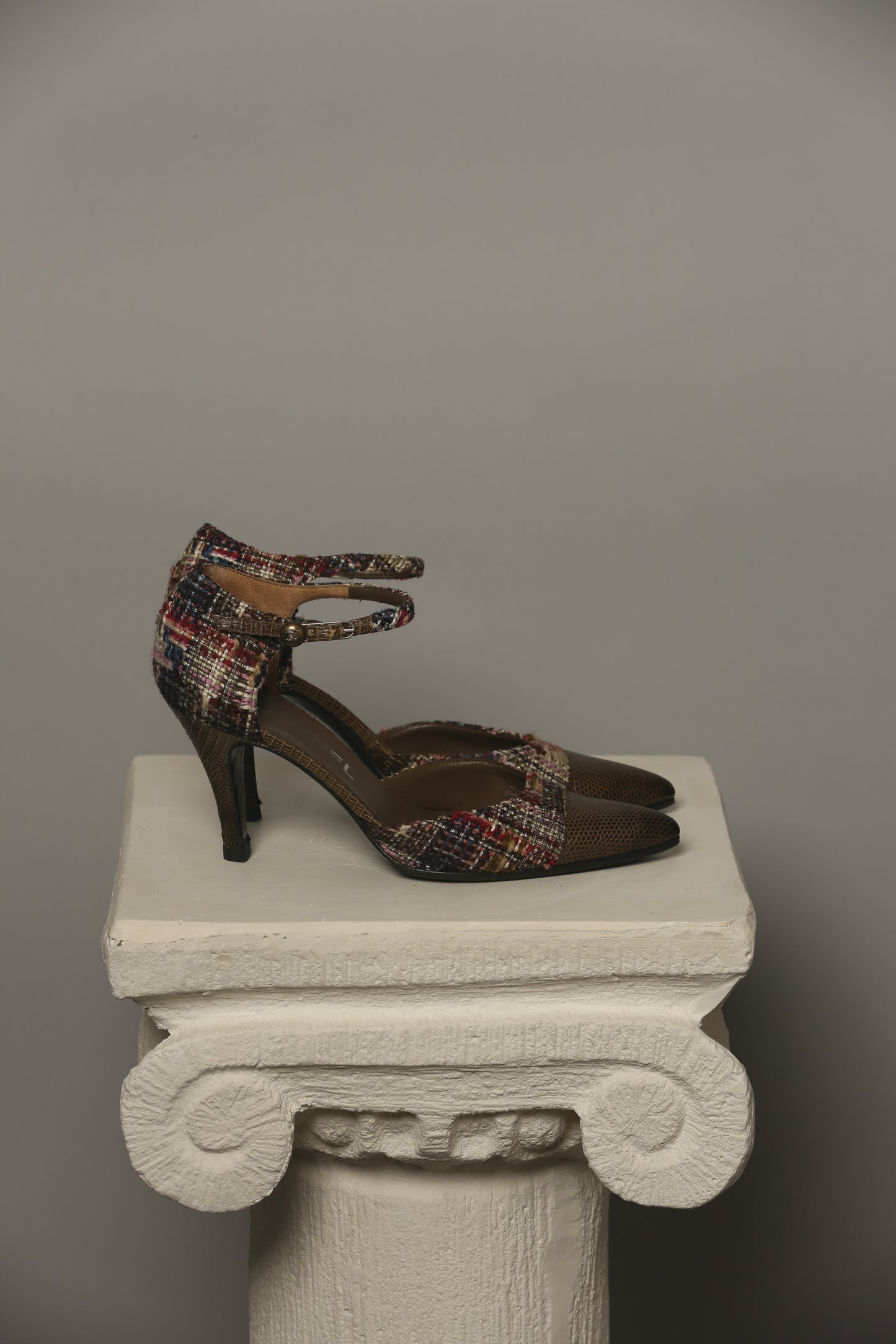 Extremely Rare CHANEL Tweed Heels