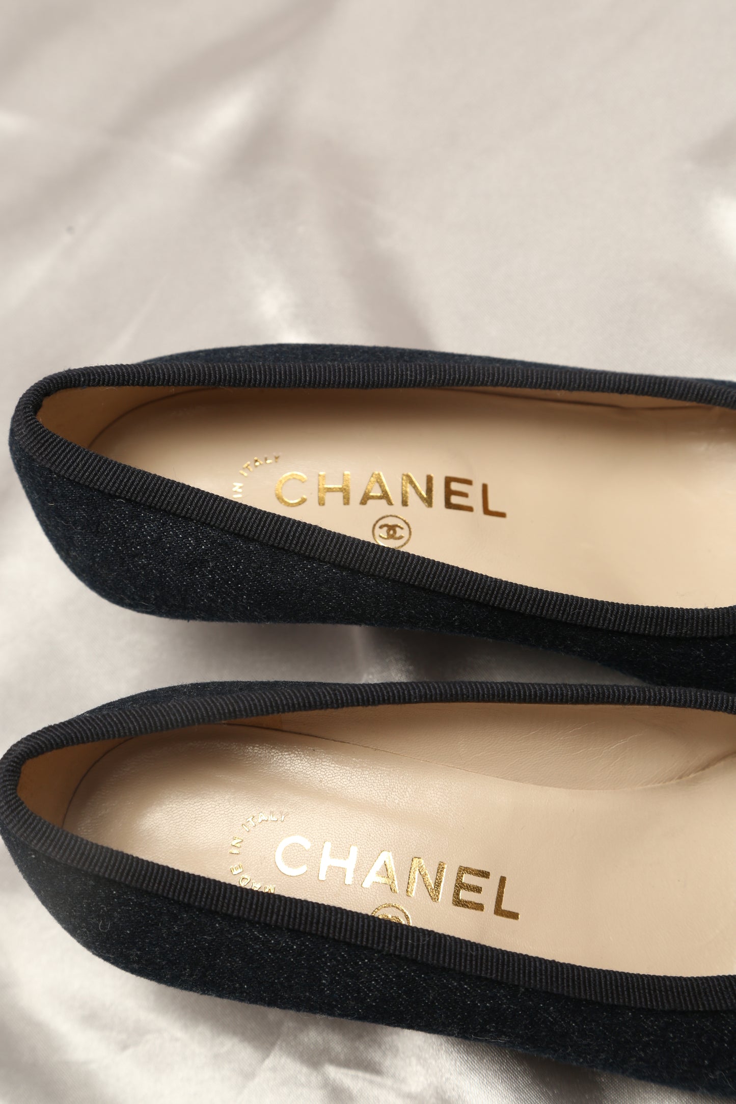 Rare CHANEL Denim kitten heels