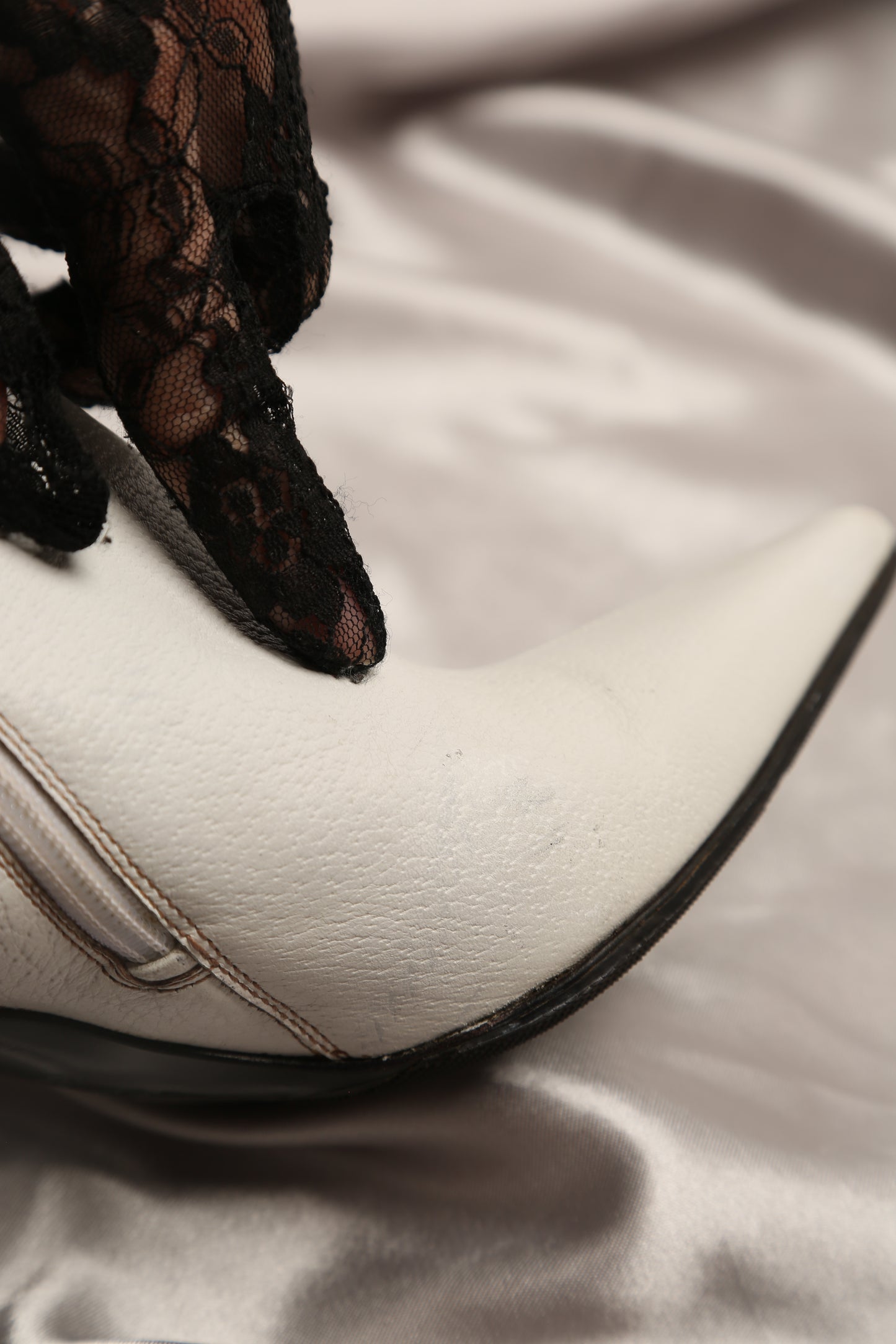 Rare GUCCI White Boots