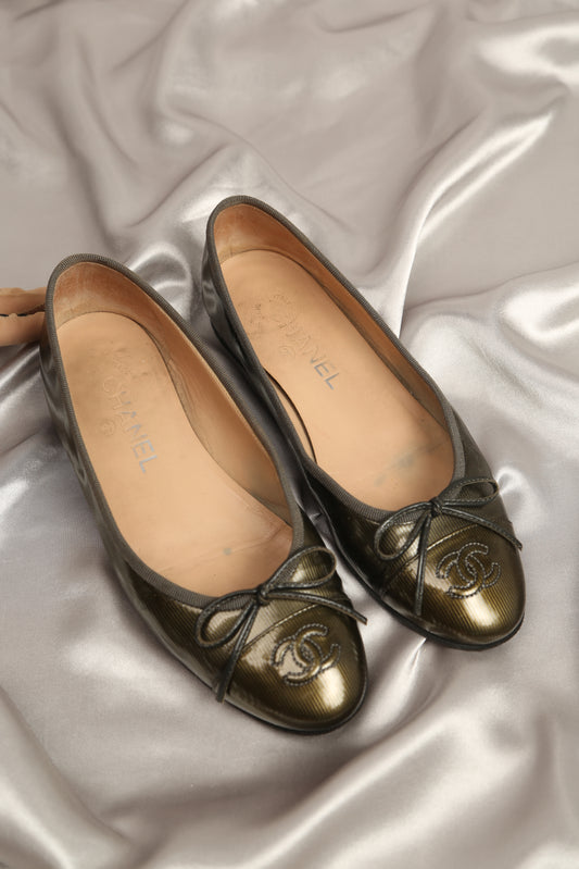 Extremely Rare CHANEL Ballet Flats