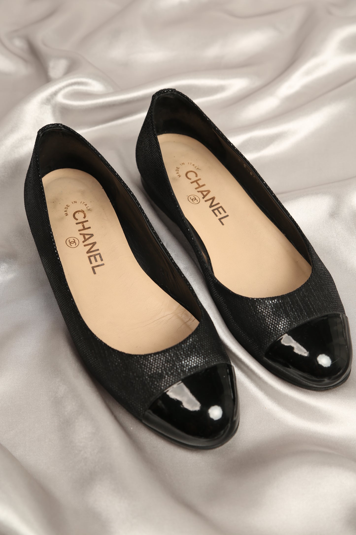 Extremely Rare CHANEL Ballet Flats