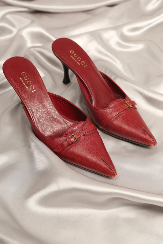 Extremely Rare GUCCI Burgundy Mules