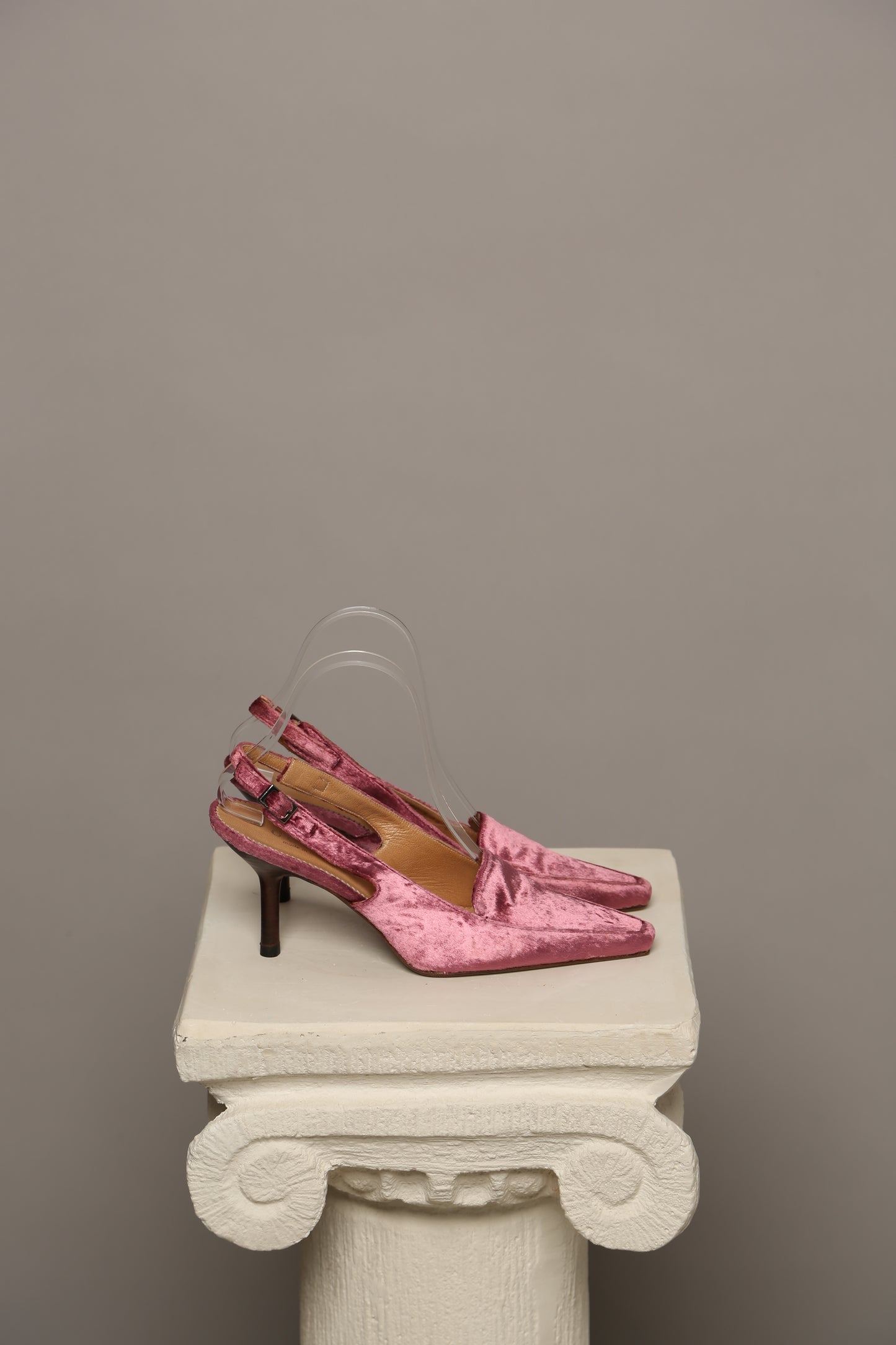 Rare Pink Velvet GUCCI Slingbacks