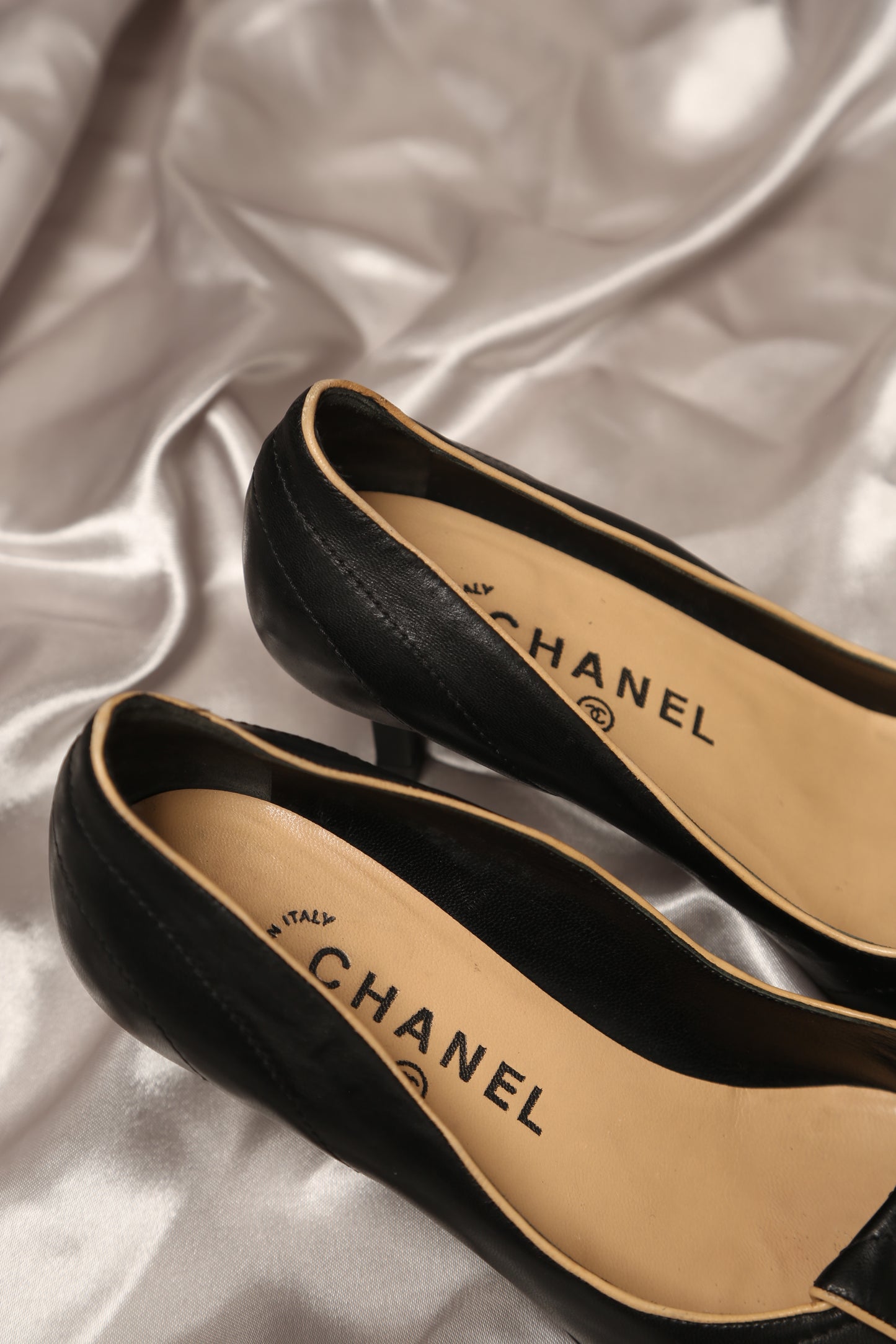 Extremely Rare CHANEL Heels