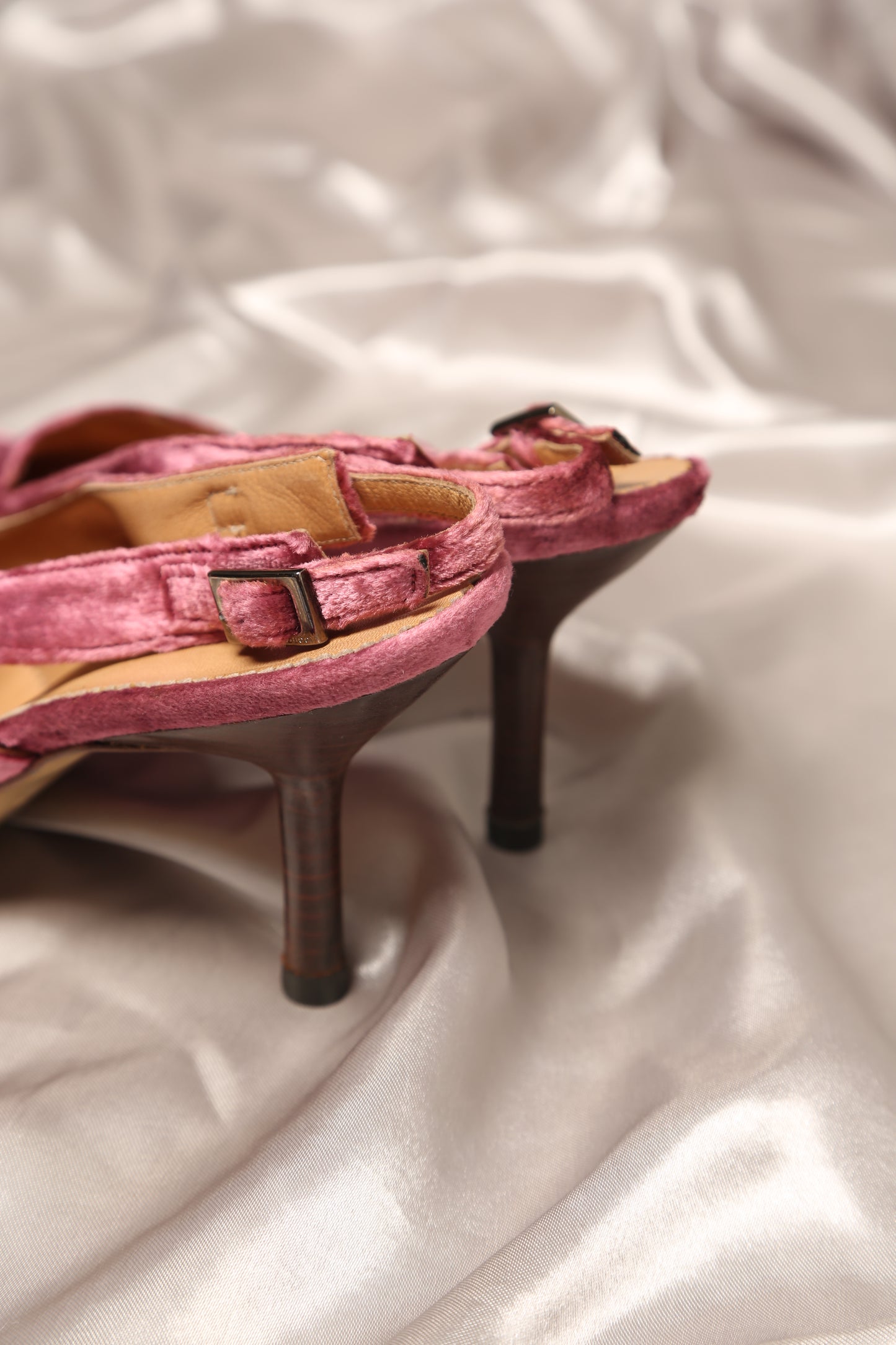 Rare Pink Velvet GUCCI Slingbacks