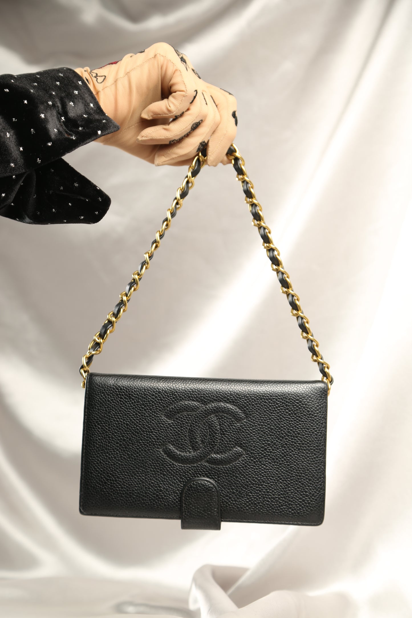 CHANEL Caviar Long Wallet Black