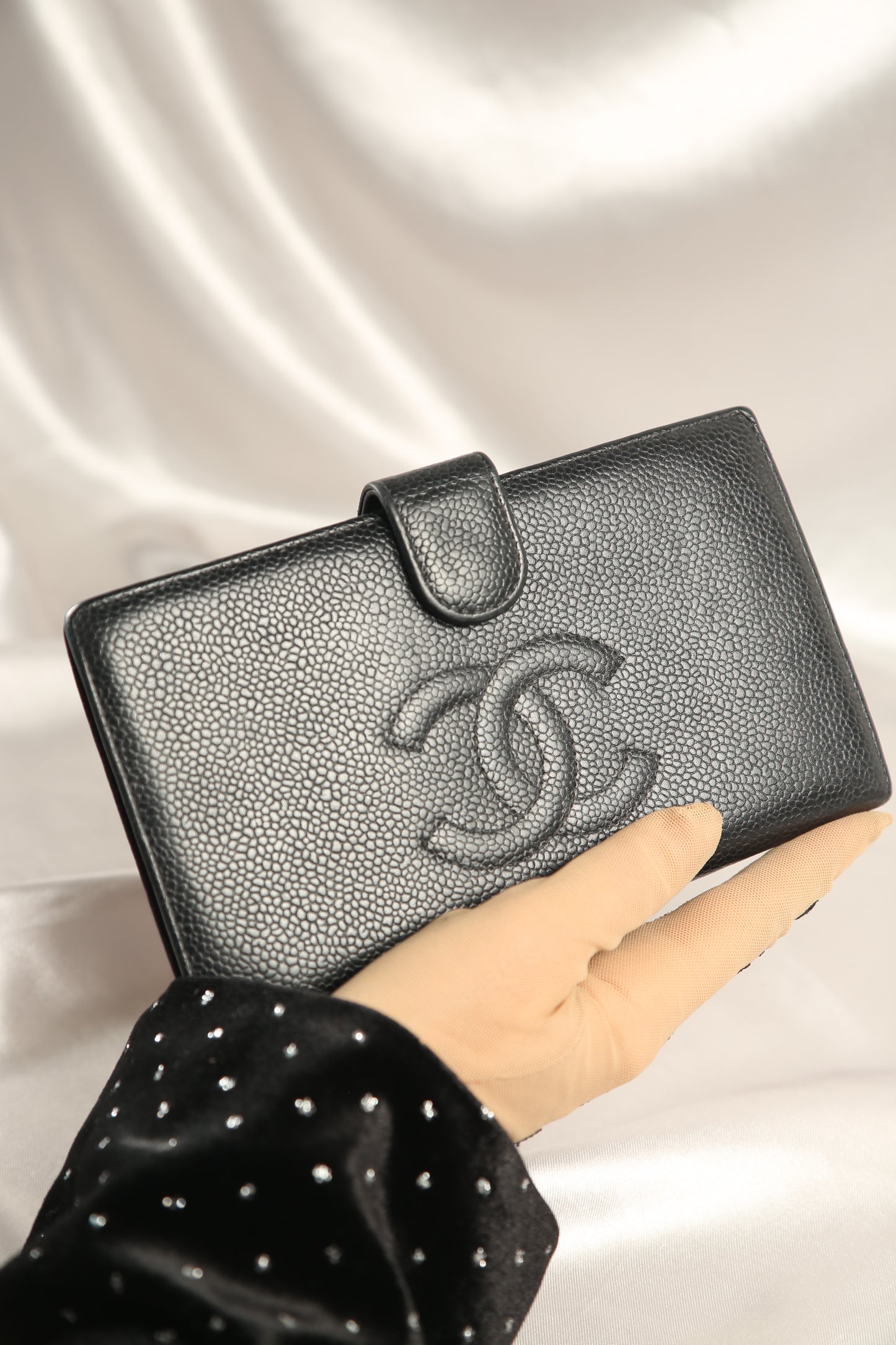 CHANEL Caviar Long Wallet Black