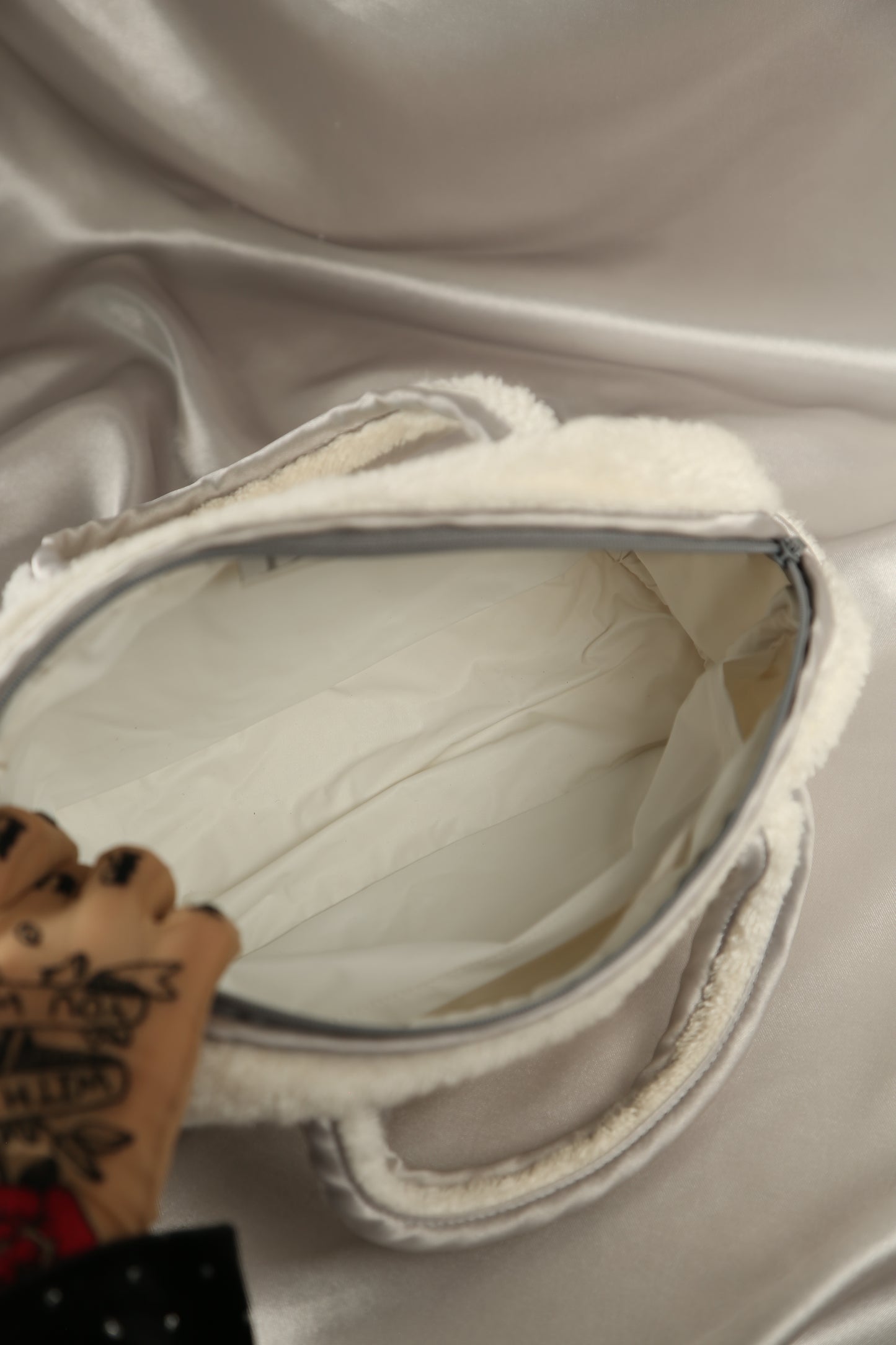 Y2K CHRISTIAN DIOR Terry Cloth Trotter Boston Bag White