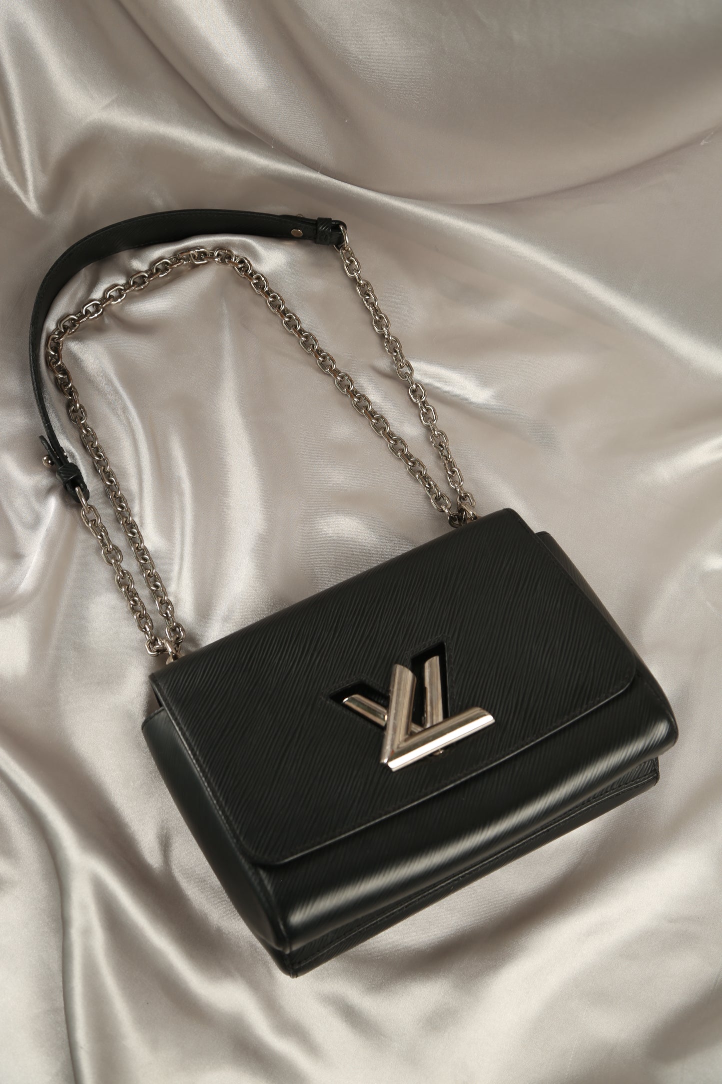 LOUIS VUITTON Epi Shoulder Bag Twist MM Crossbody