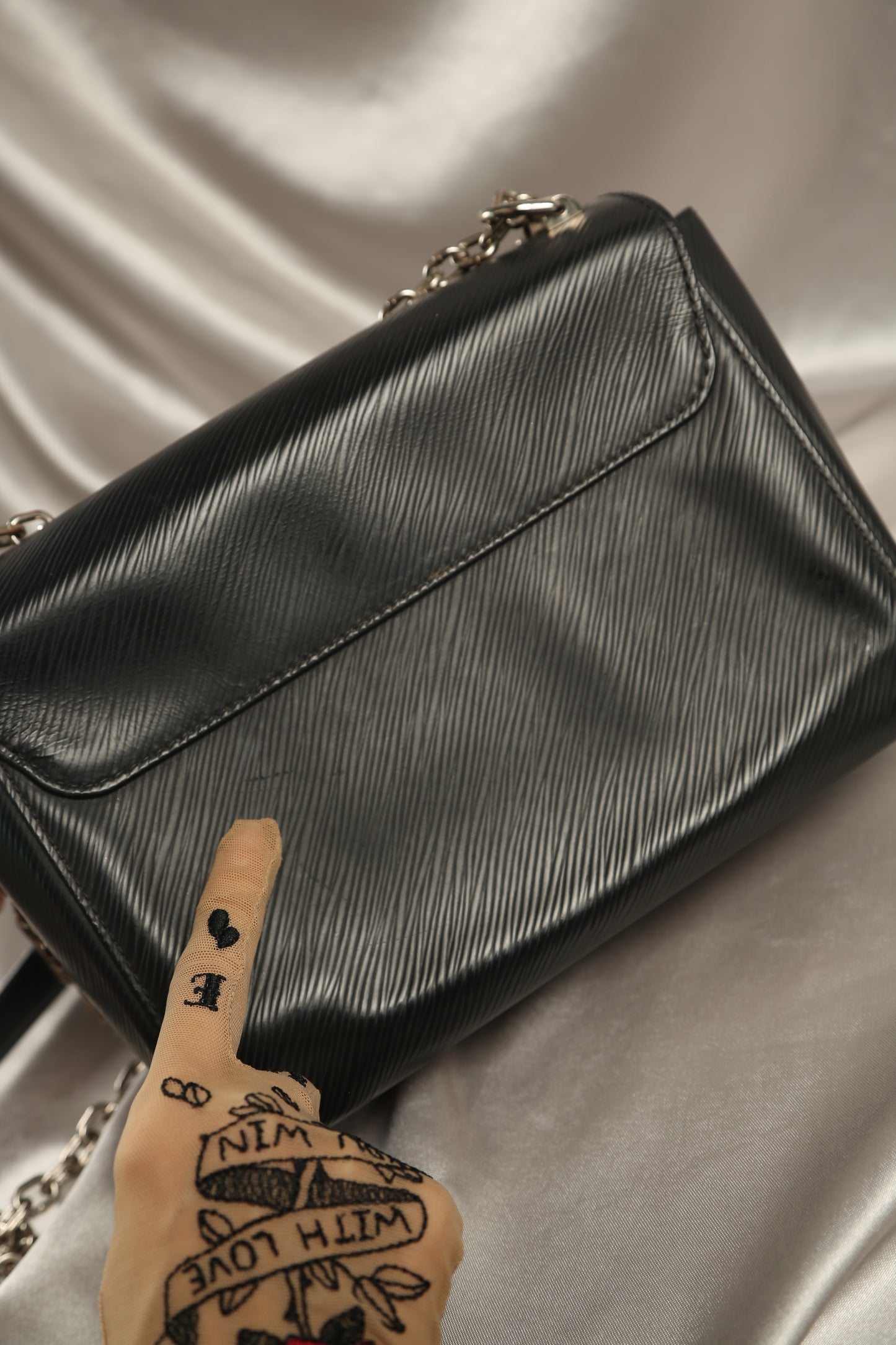 LOUIS VUITTON Epi Shoulder Bag Twist MM Crossbody