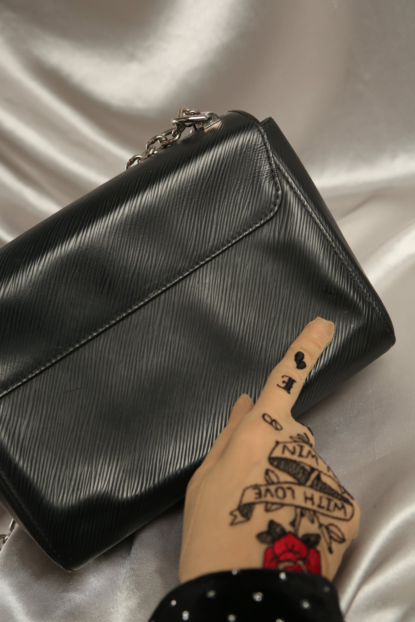 LOUIS VUITTON Epi Shoulder Bag Twist MM Crossbody