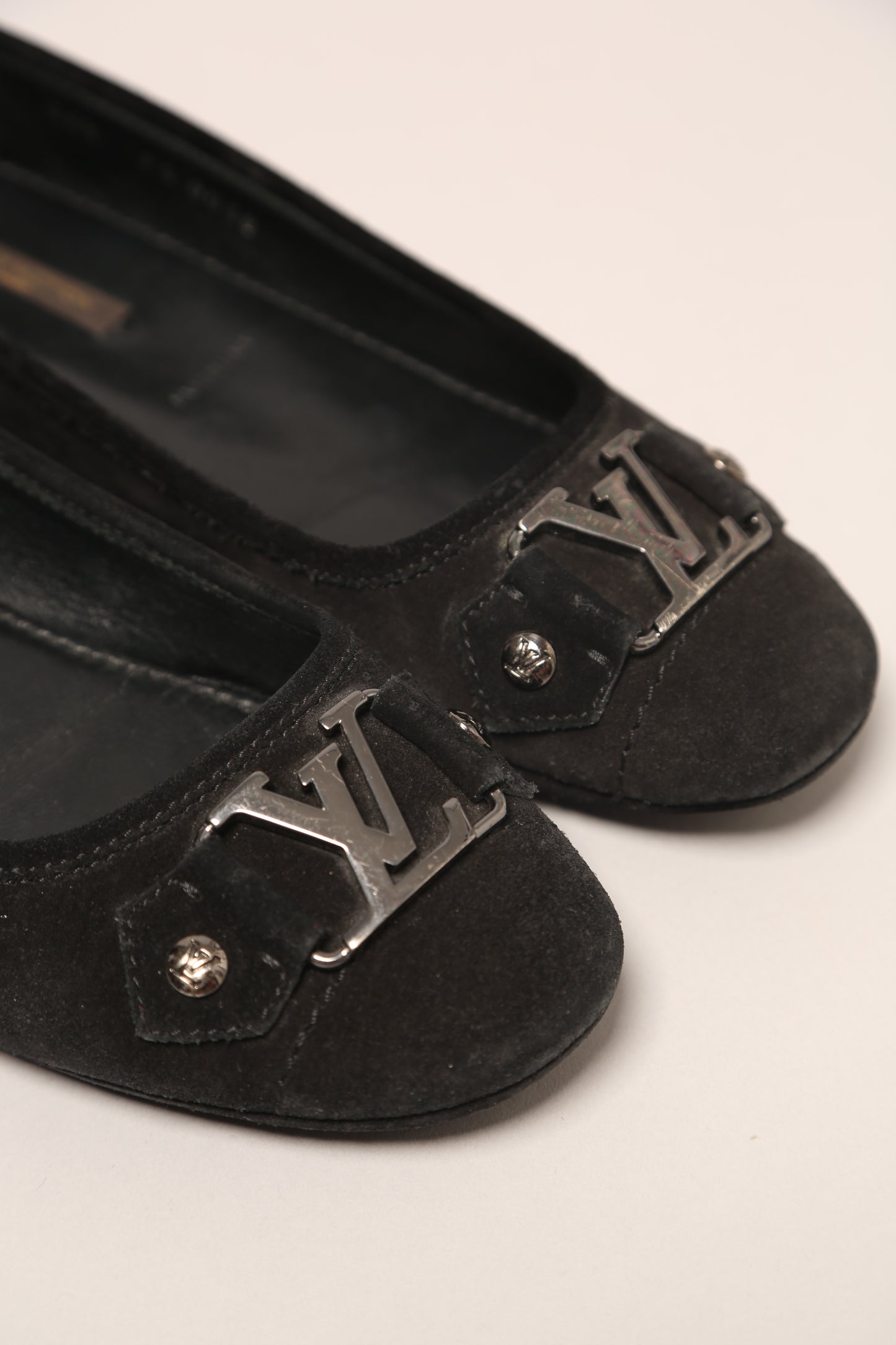 LOUIS VUITTON Suede Leather Ballet Flats