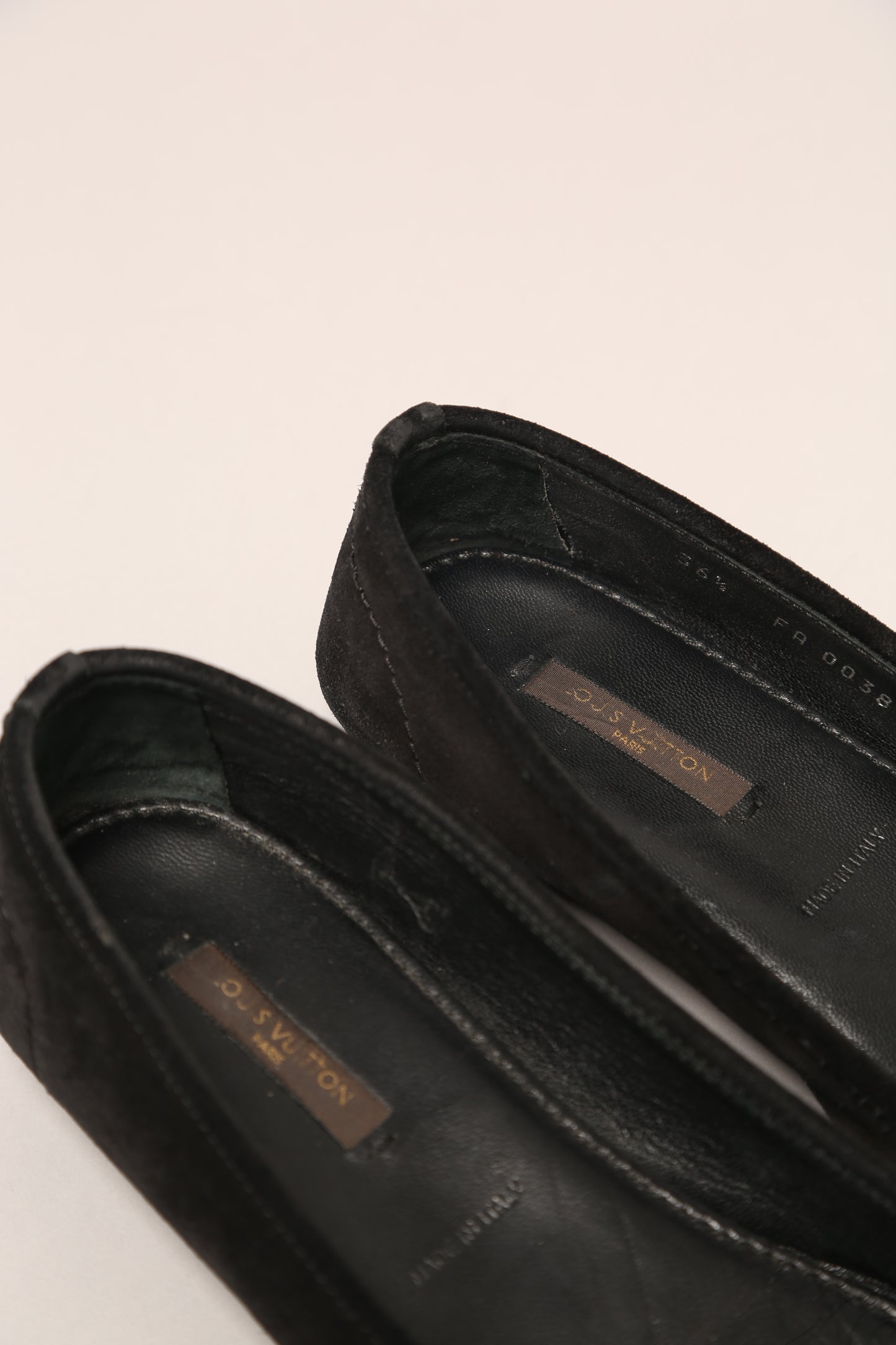 LOUIS VUITTON Suede Leather Ballet Flats