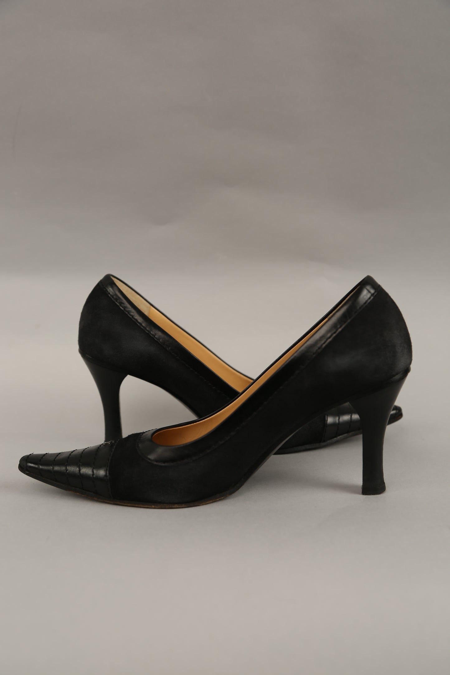 CHANEL Suede Heels 2.