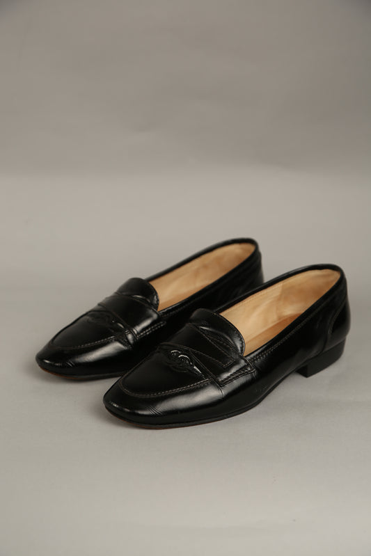 CHANEL CC Loafer Patent Leather