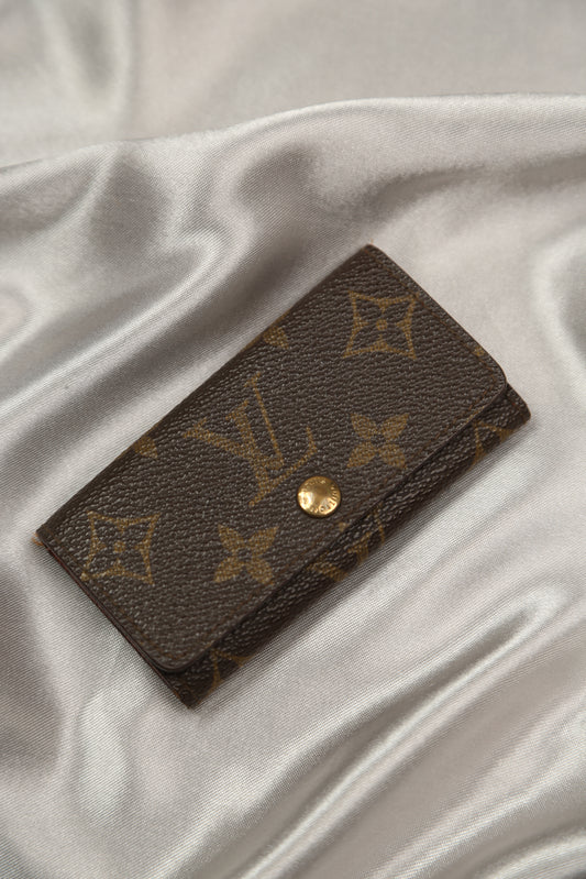 LOUIS VUITTON Monogram Key Pouch