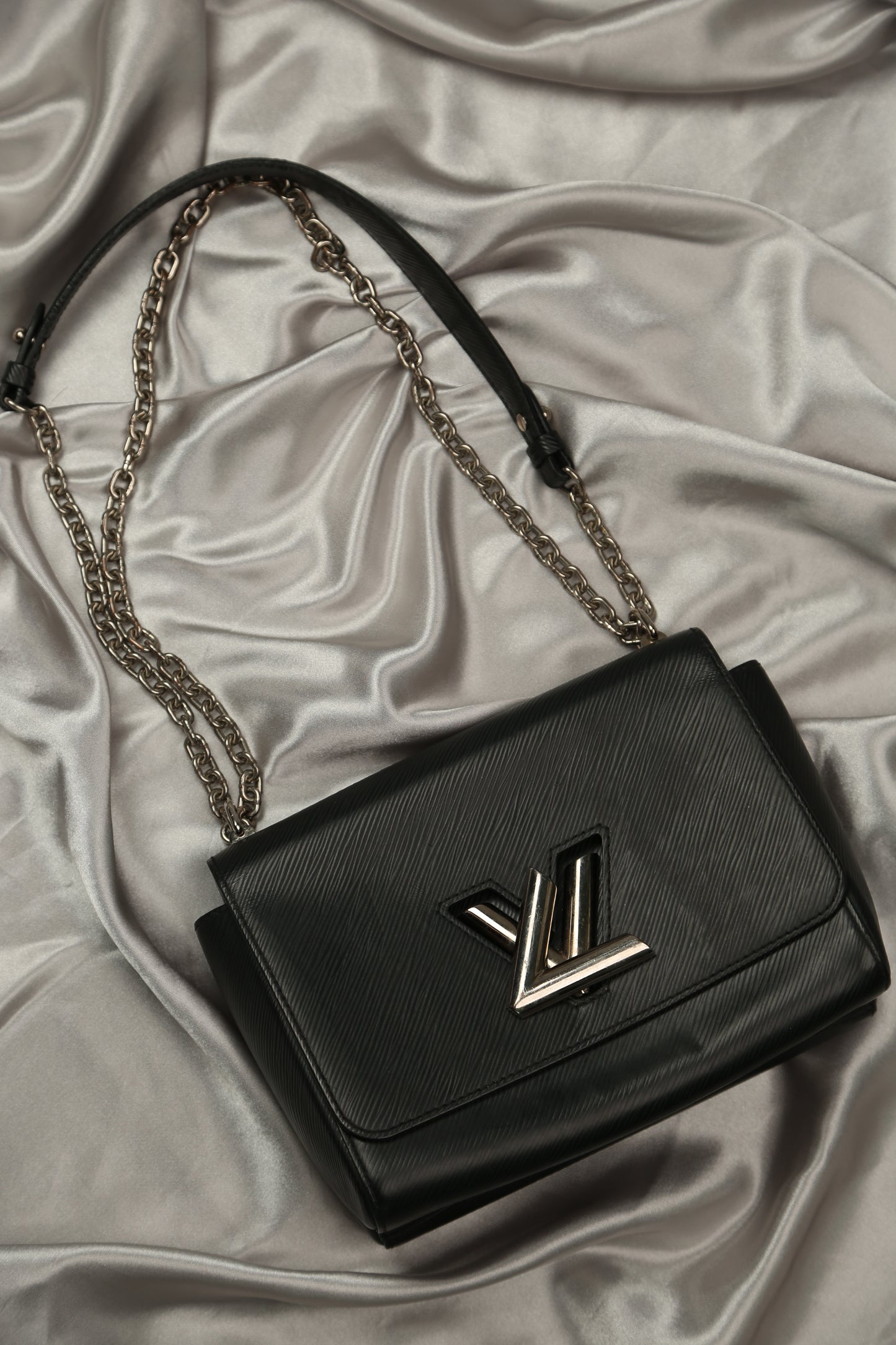 LOUIS VUITTON Epi Shoulder Bag Twist MM Crossbody